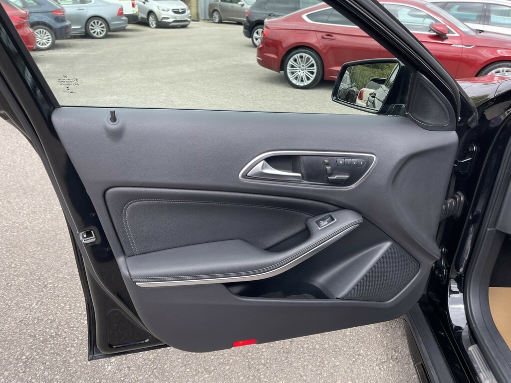 Mercedes-Benz GLA Class Suv Grey #22