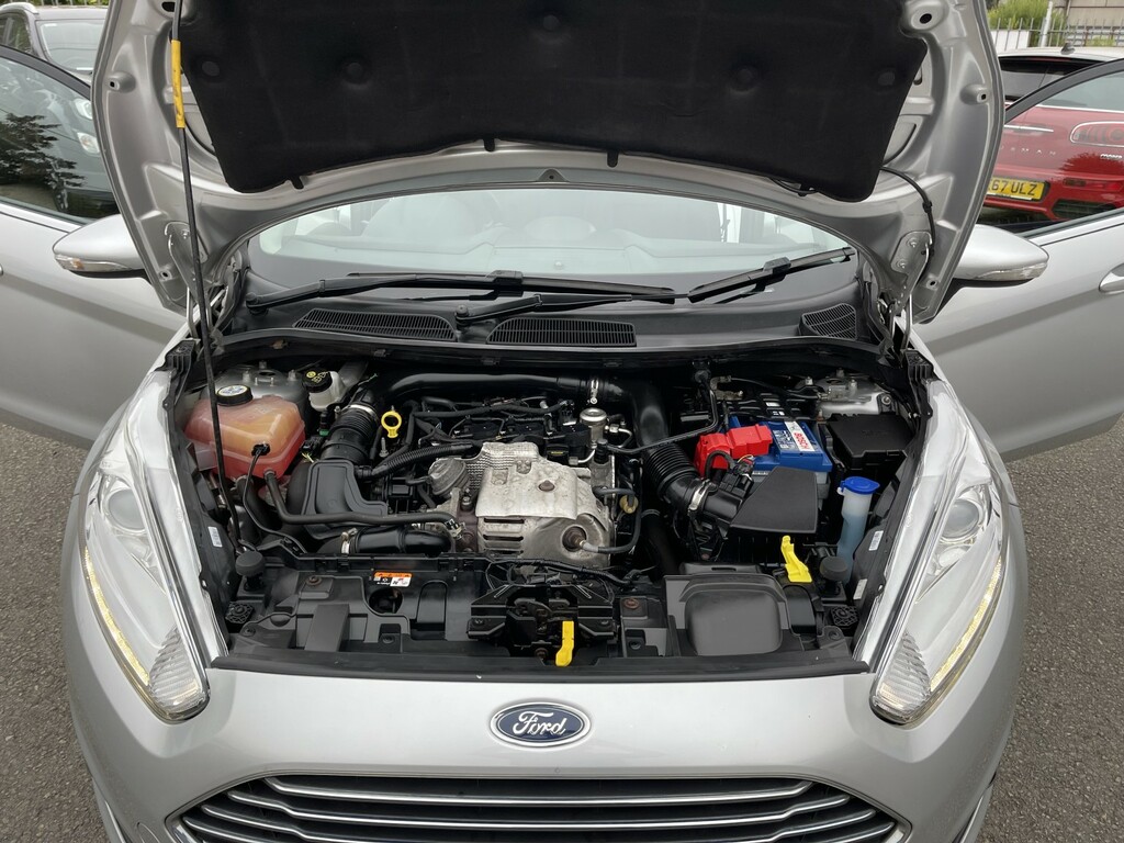 Ford Fiesta Zetec Black #35