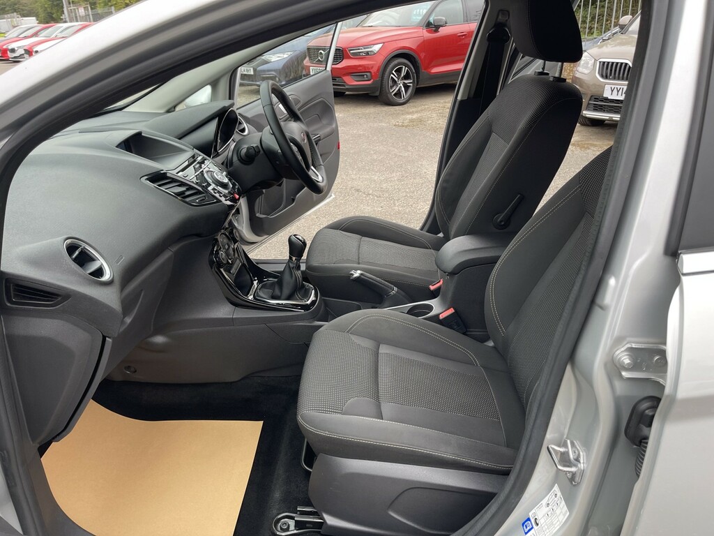 Ford Fiesta Zetec Black #17
