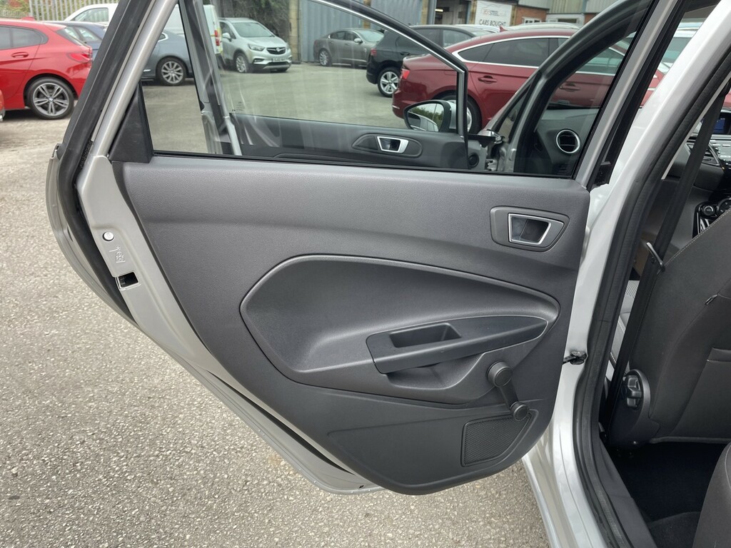 Ford Fiesta Zetec Black #20