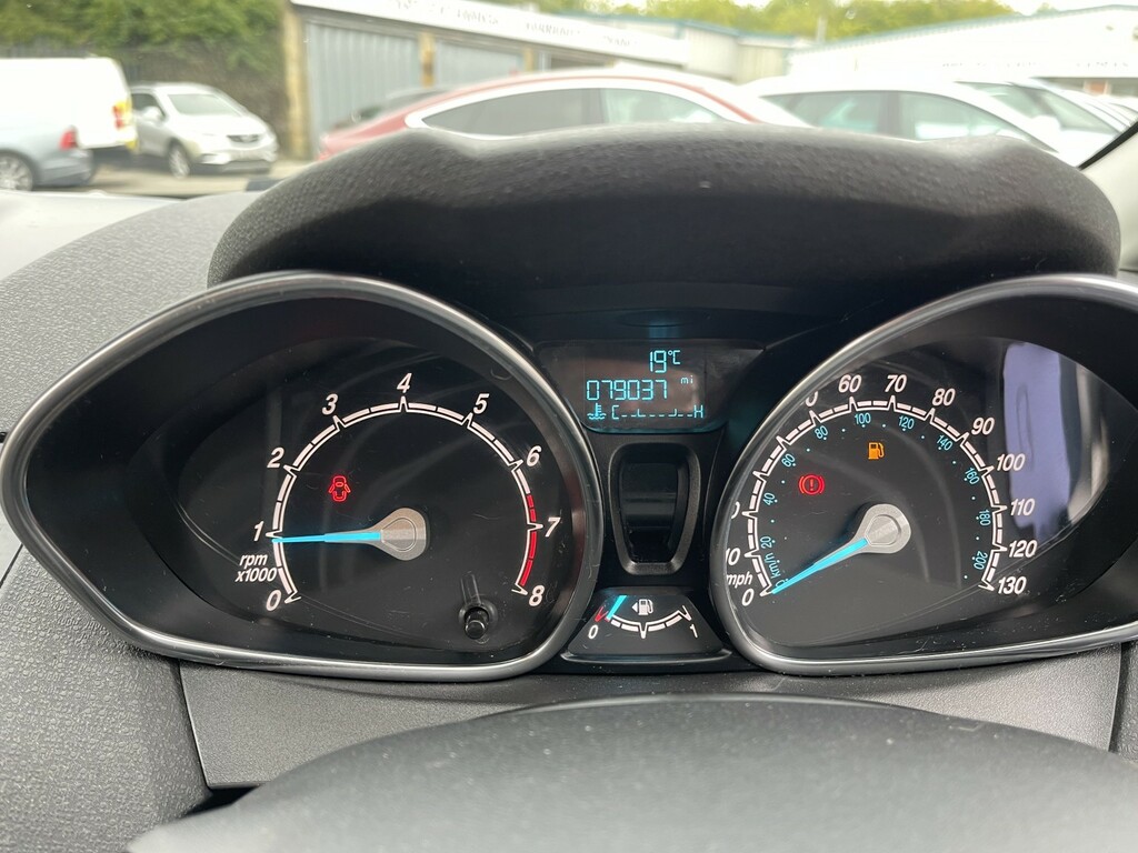 Ford Fiesta Zetec Black #25