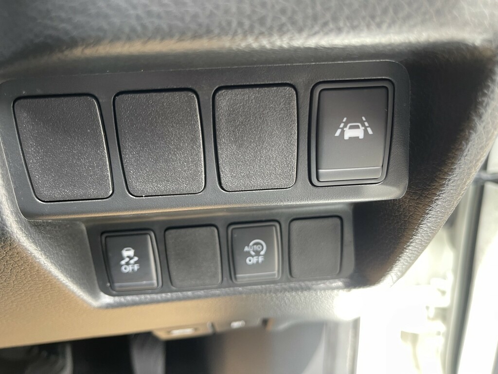 Nissan Qashqai Tekna Dig-t Silver #24