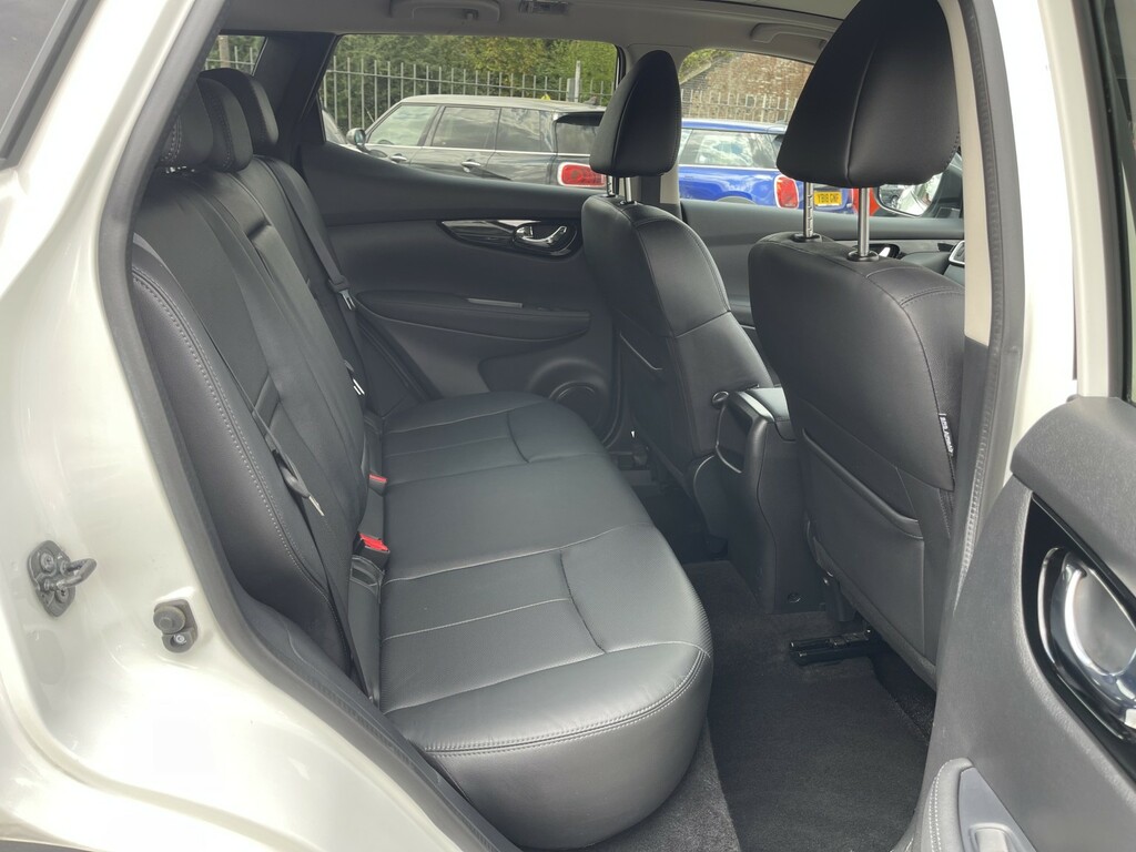 Nissan Qashqai Tekna Dig-t Silver #15