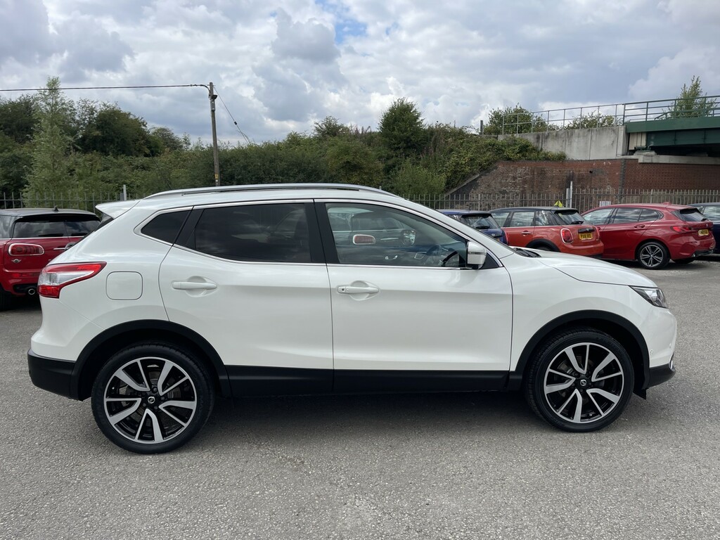 Nissan Qashqai Tekna Dig-t Silver #8