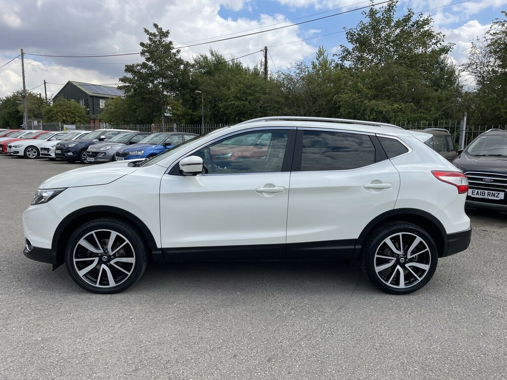 Nissan Qashqai Tekna Dig-t Silver #4