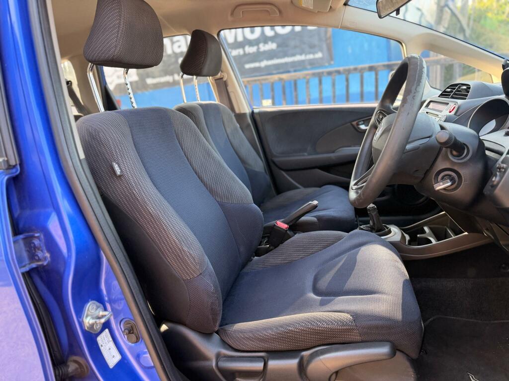 Honda Jazz Hatchback I-vtec Es 201111 Silver #11