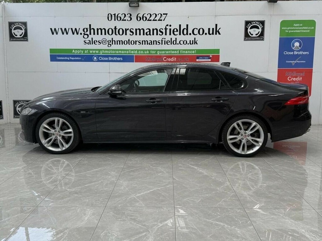 Jaguar XF Saloon 2.0D R-sport Euro 6 Ss 201767 MJ67VFH Black #3