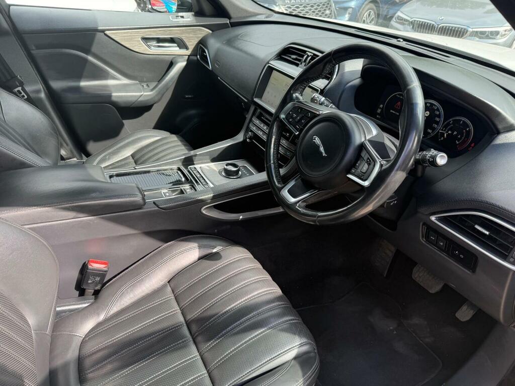 Jaguar F-Pace 2018 2.0 D180 Portfolio Suv Awd Eu Grey #7