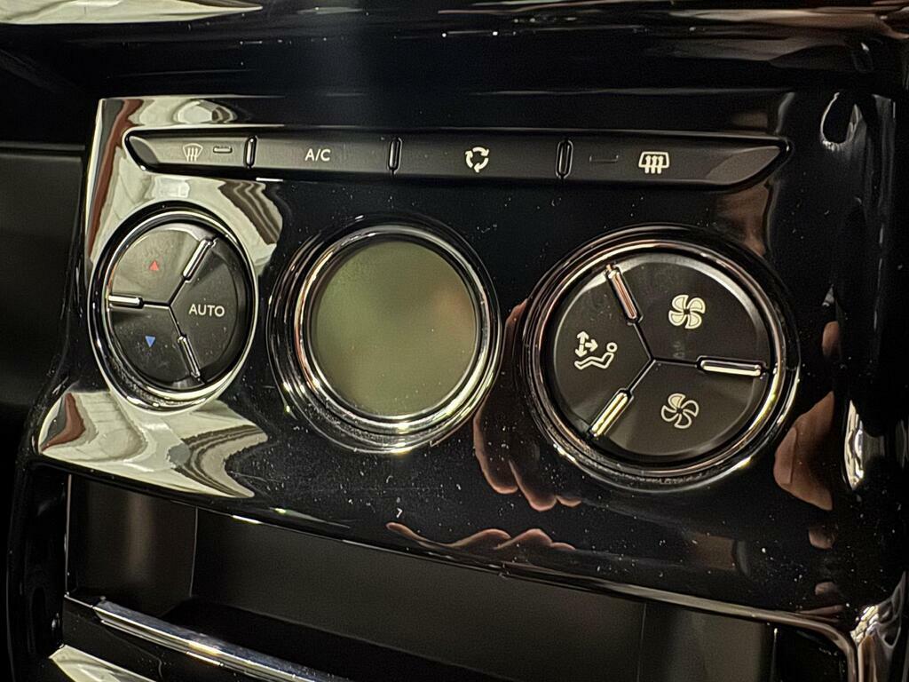 DS DS 3 Bluehdi Elegance Silver #13