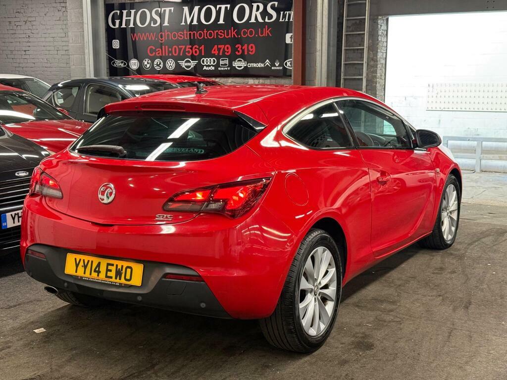Vauxhall Astra GTC 2.0 Cdti Sri Euro 5 S S Red #4