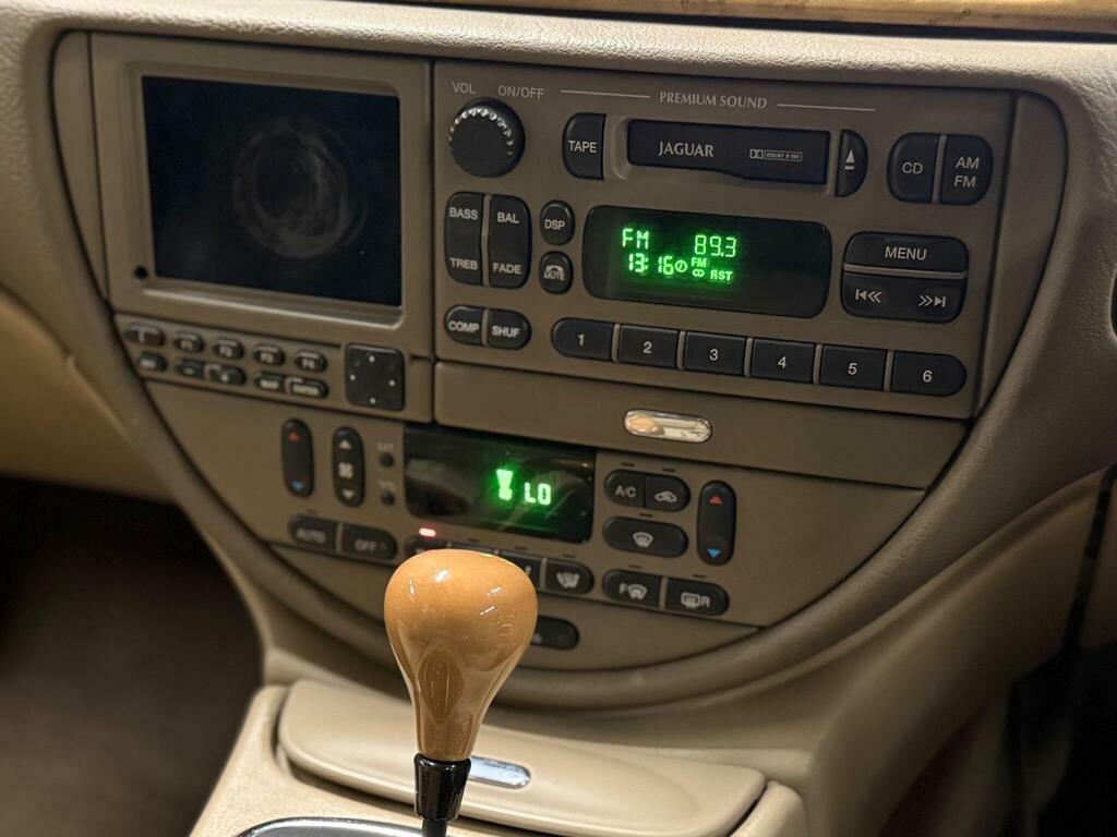 Jaguar S-Type  Beige #17