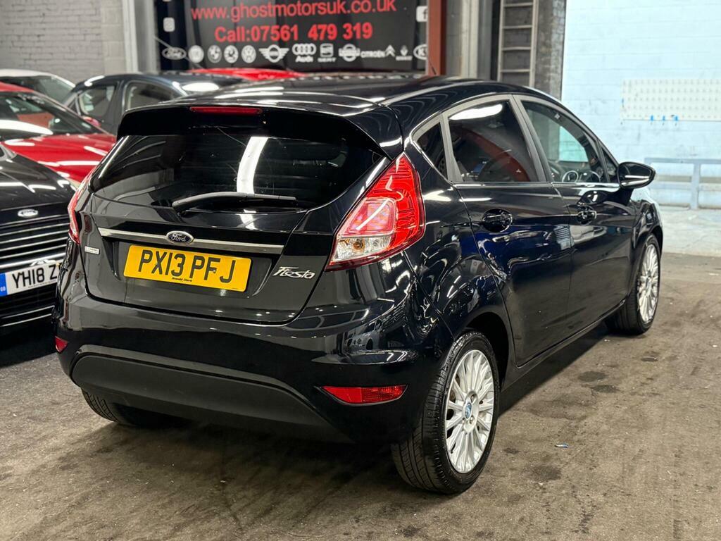 Ford Fiesta Zetec Red #4