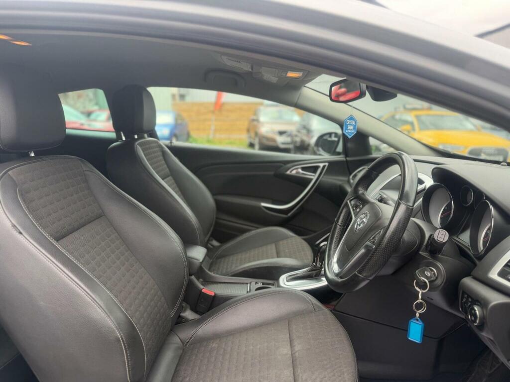 Vauxhall Astra GTC 1.6L Sri Red #23