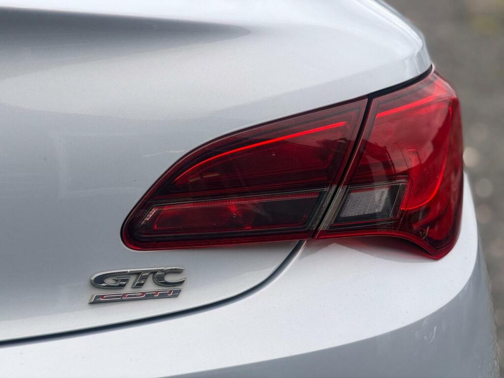 Vauxhall Astra GTC 1.6L Sri Red #13