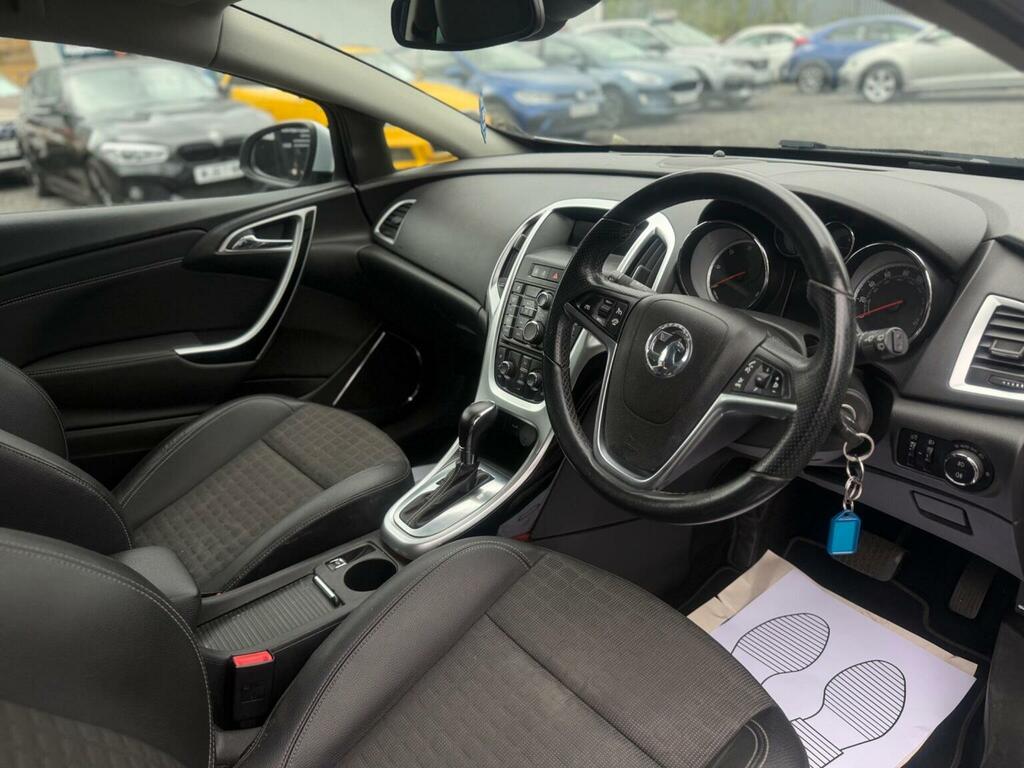 Vauxhall Astra GTC 1.6L Sri Red #19