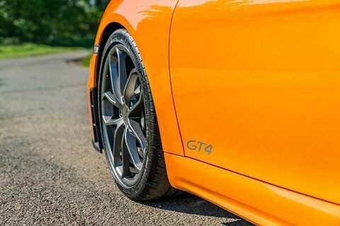 Porsche 718 Cayman Coupe 4.0 Gt4 Euro 6 Ss 202020 Yellow #44
