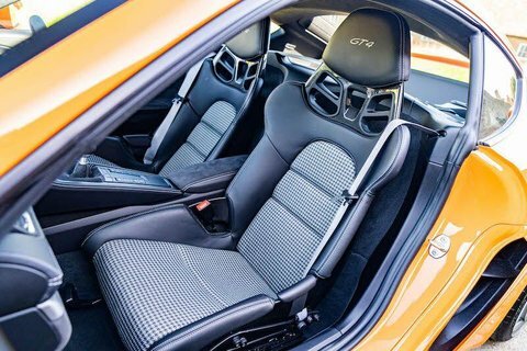 Porsche 718 Cayman Coupe 4.0 Gt4 Euro 6 Ss 202020 Yellow #64