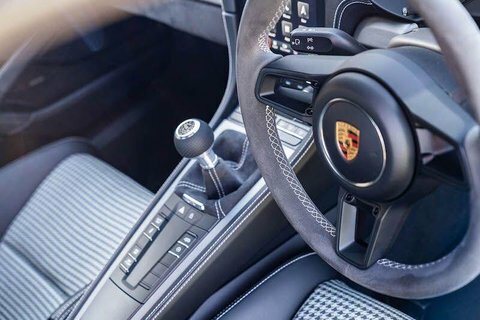 Porsche 718 Cayman Coupe 4.0 Gt4 Euro 6 Ss 202020 Yellow #57
