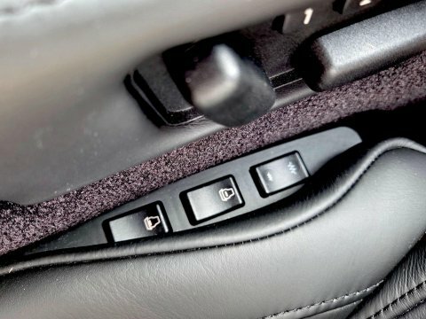 Aston Martin DBS Volante Manual Silver #38