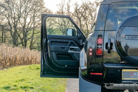 Land Rover Defender P400e Xs Edition Black #6