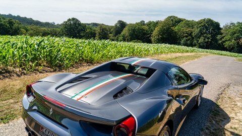 Ferrari 488 Spider Red #32
