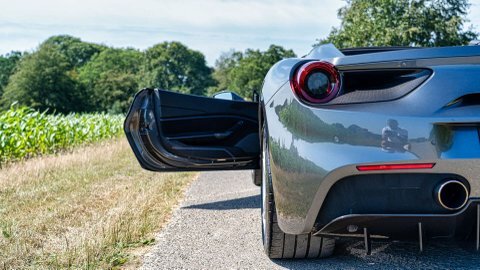 Ferrari 488 Spider Red #8