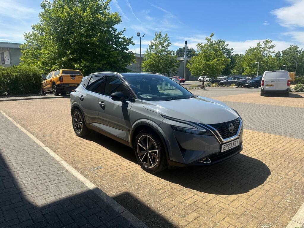 Nissan Qashqai 1.3 Dig-t Mh 158 Tekna Black #13