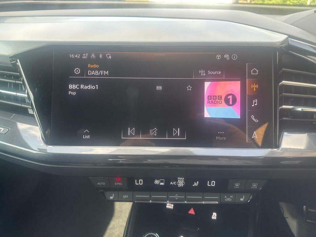 Audi Q4 E Tron 40 S Line Blue #4