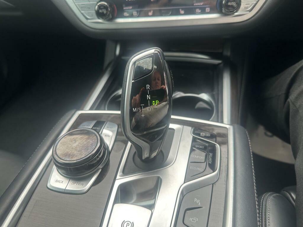 BMW 7 Series M Sport  #35