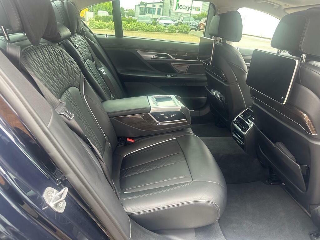 BMW 7 Series M Sport  #30