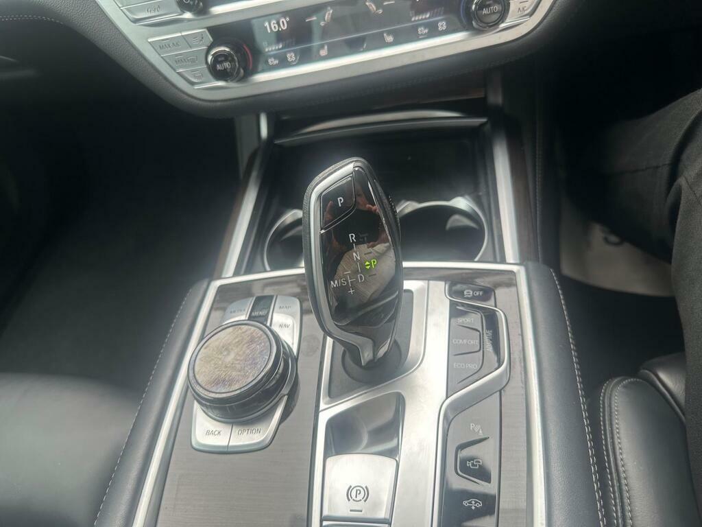 BMW 7 Series M Sport  #34