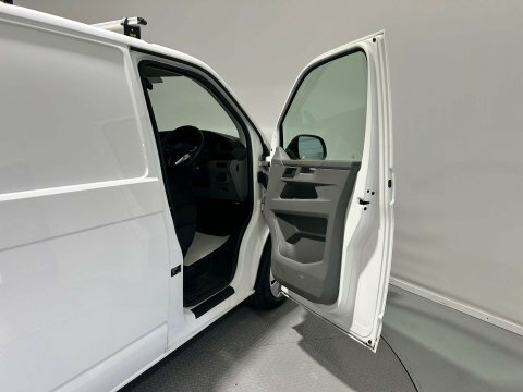 Volkswagen Transporter 2.0 Transporter T28 FN22MJX White #3