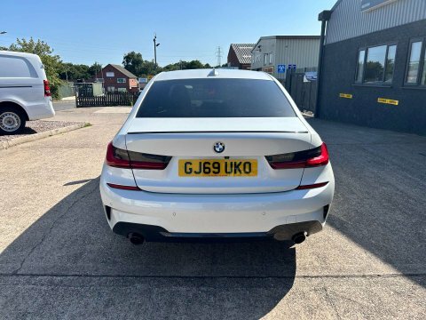 BMW 3 Series 3.0 330D M White #6
