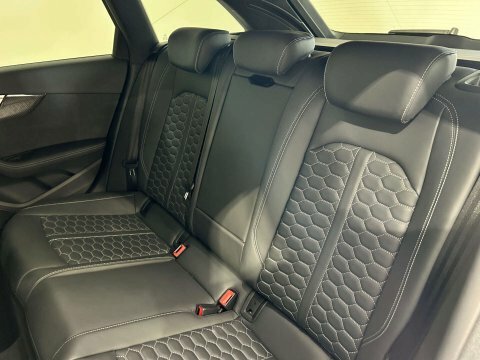 Audi RS4 Rs 4 Tfsi Quattro Carbon Black Tiptronic Blue #67