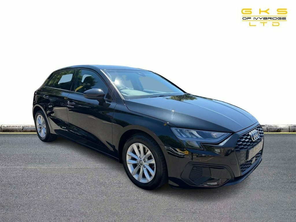 Audi A3 1L Technik Black #6