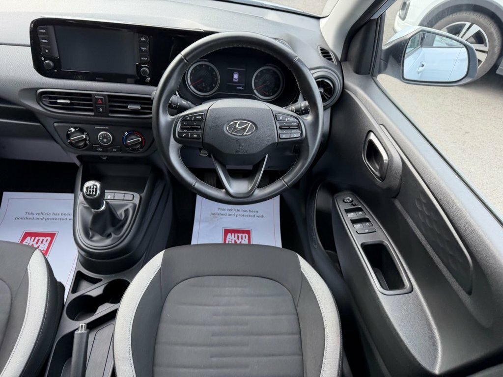 Hyundai I10 Hyundai I10 1.0 Play Hatchback E Blue #2