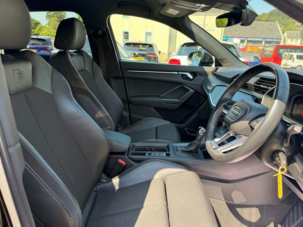 Audi Q3 2L S Line KL68BKD Black #5