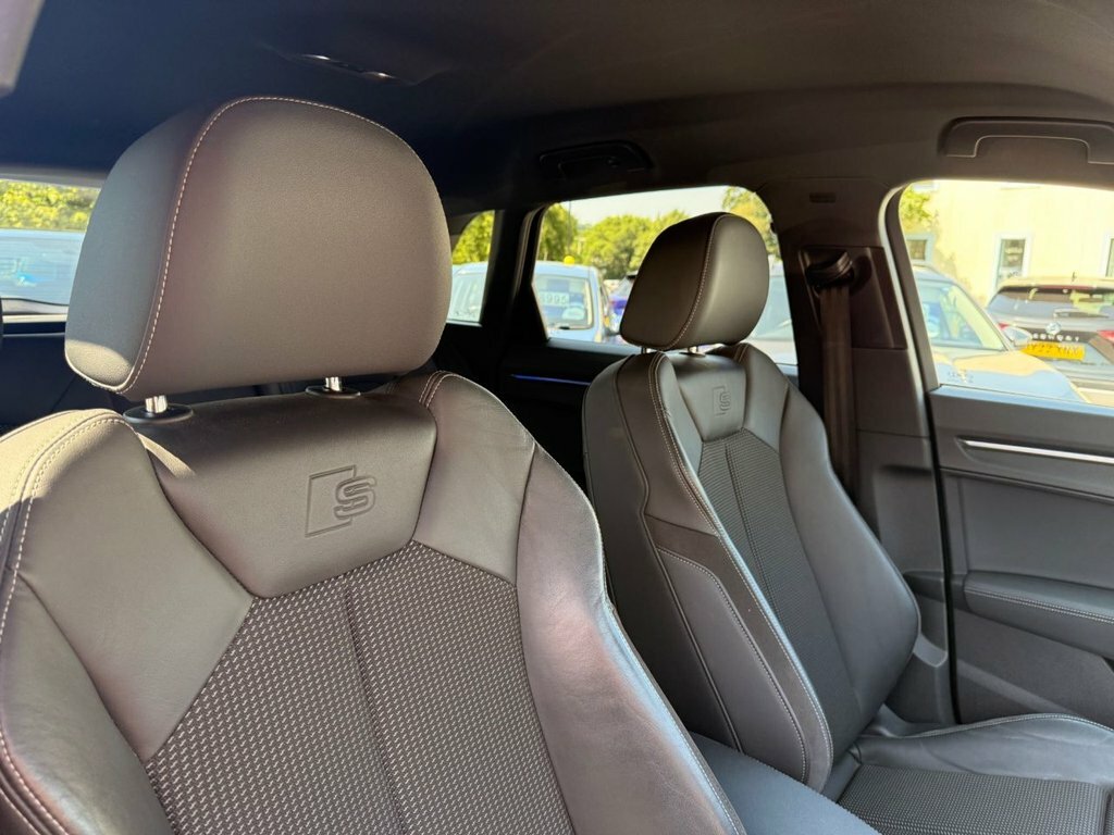 Audi Q3 2L S Line KL68BKD Black #6