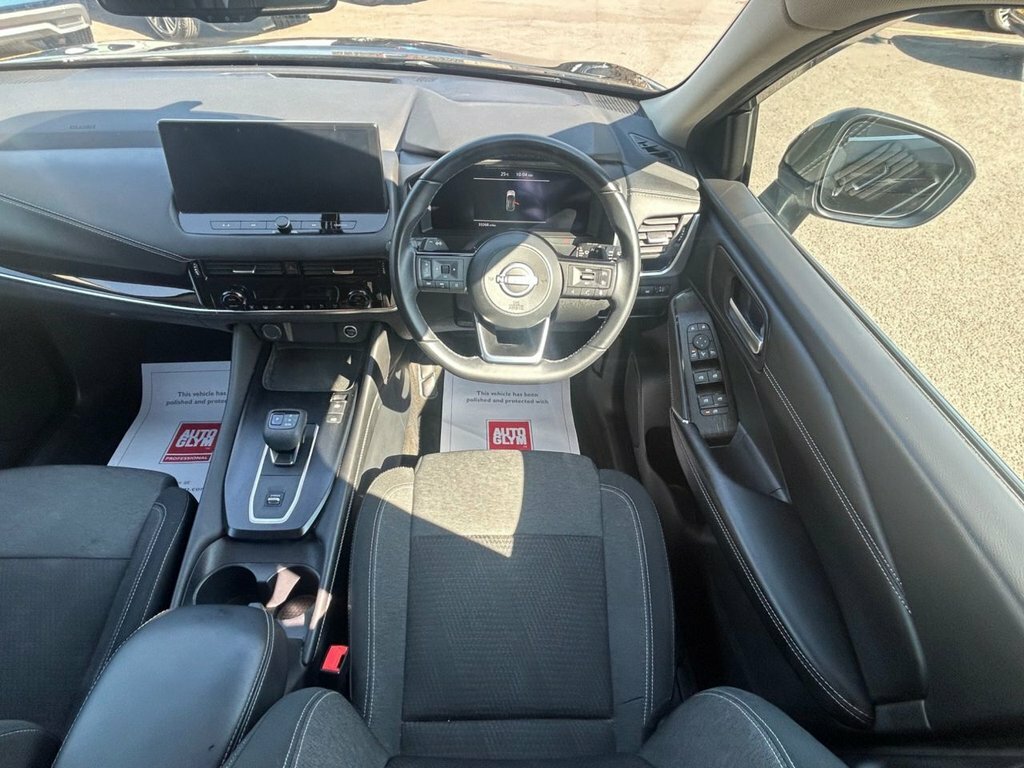 Nissan Qashqai 1.3L N-connecta DY72KDU Black #2