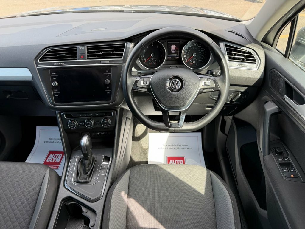 Volkswagen Tiguan 1.5L Match LB69LLR Silver #2