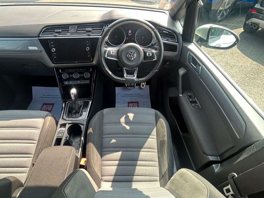 Volkswagen Touran 1.5L R-line EK20NLO Silver #2