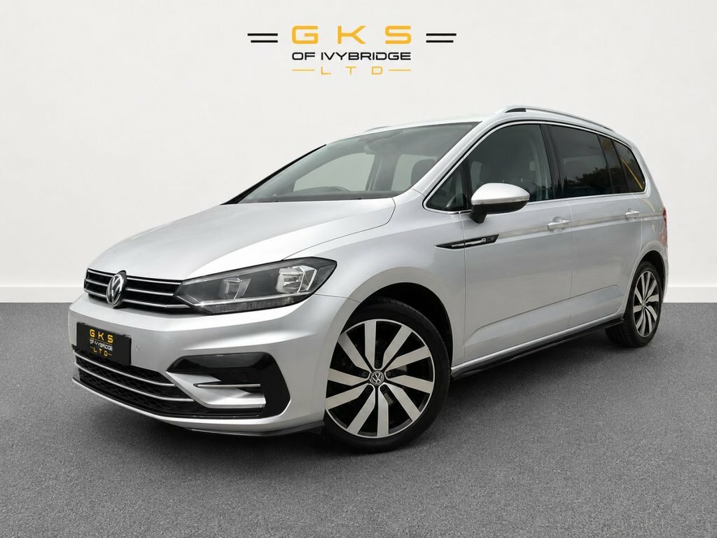 Volkswagen Touran 1.5L R-line Silver