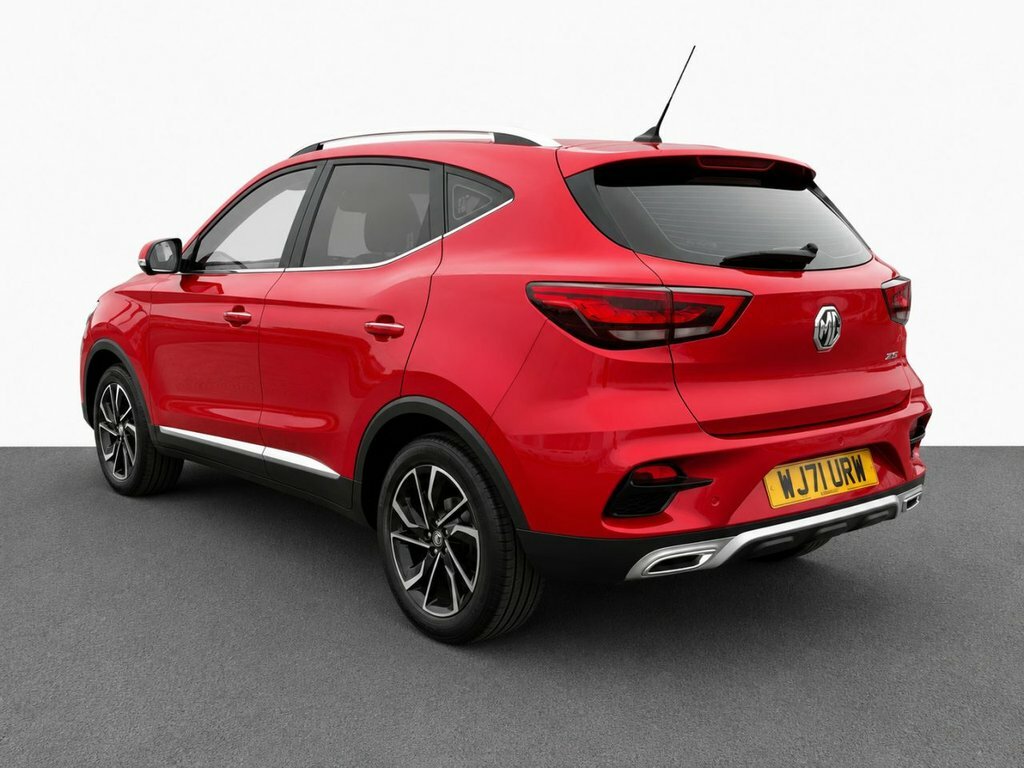 MG ZS 1L Exclusive Red #5