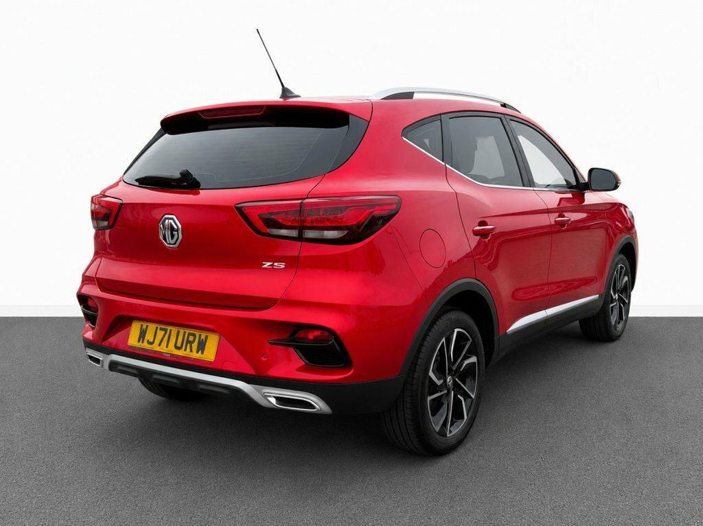 MG ZS 1L Exclusive Red #6