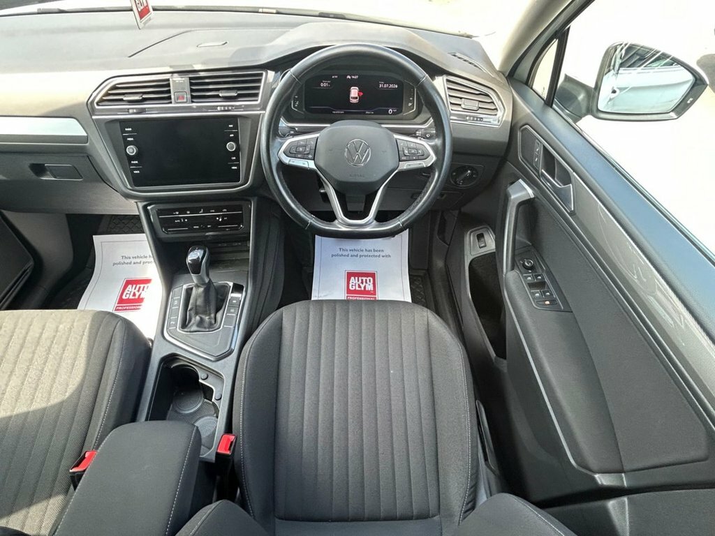 Volkswagen Tiguan Allspace 1.5L Life VE72TFJ White #2
