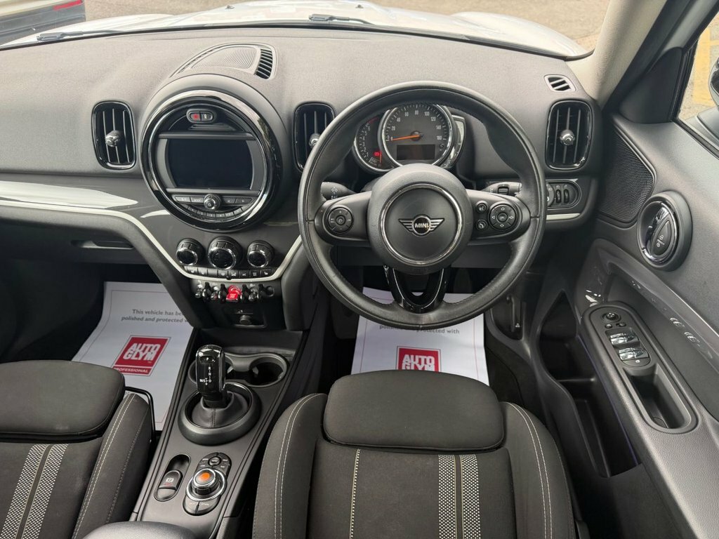 Mini Countryman 2L Cooper S Classic MA20AHZ White #2