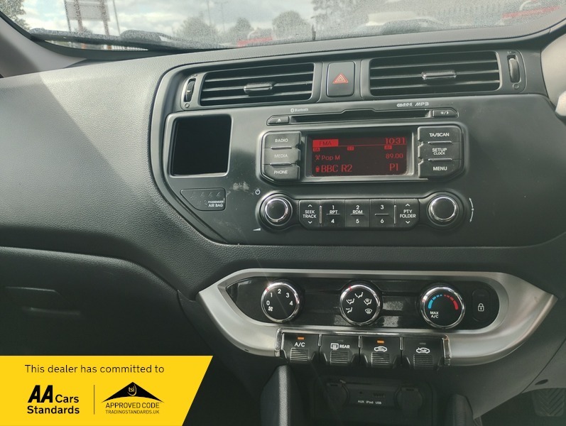 Kia RIO 1 Air35 Road Taxulez White #6