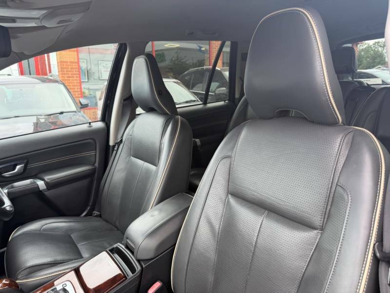 Volvo XC90 2.4 D5 200 Executive Geartronic - 2014 63 NG63GOP Black #4