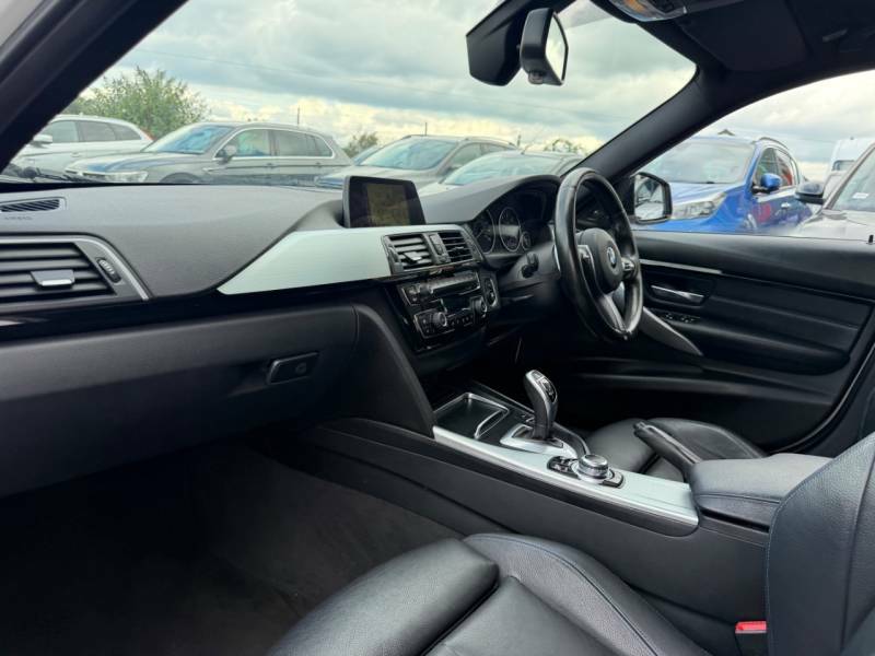 BMW 3 Series 320D M Sport Step -1 Former Keeper- 2017 YH67OBL White #3