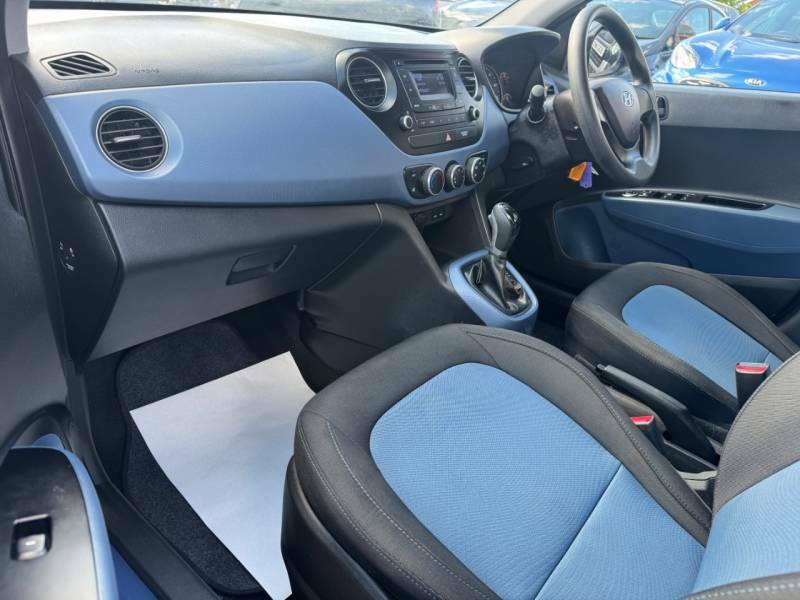 Hyundai I20 1.2 Active -7 Services- 2015 15 Silver #4